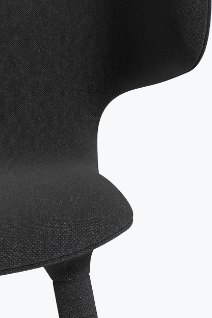 Tembo Lounge Chair Hallingdal Black